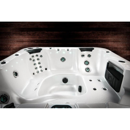 Спа бассейн Vortex Spas Xenon Спа бассейн Vortex Spas Xenon
